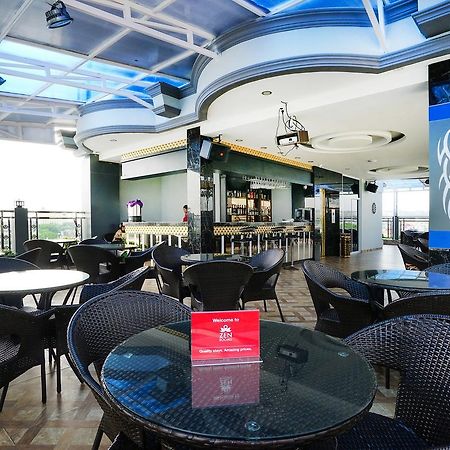 Cardinal Lucky Star Hotel Batam Екстер'єр фото